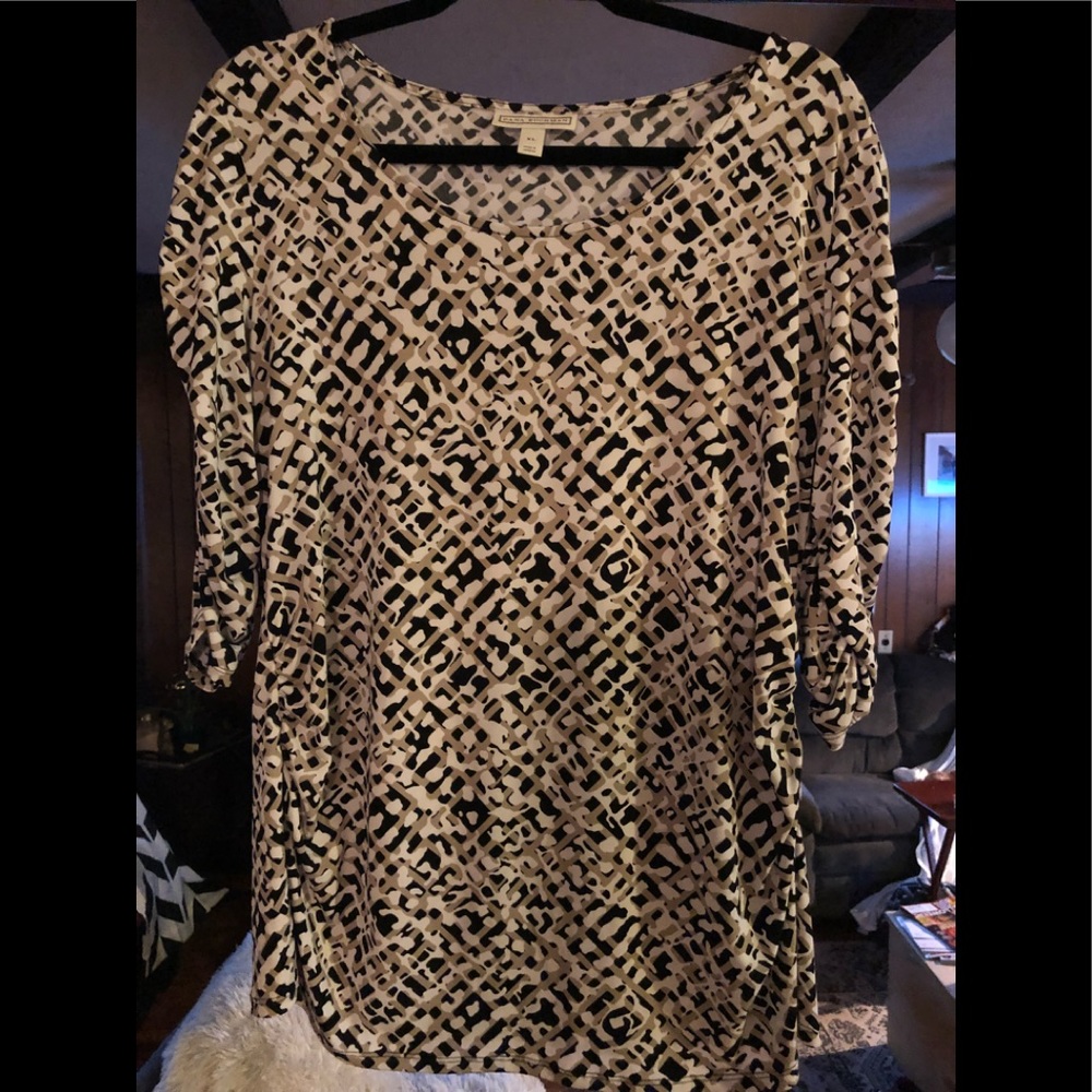 Dana Buchman blouse